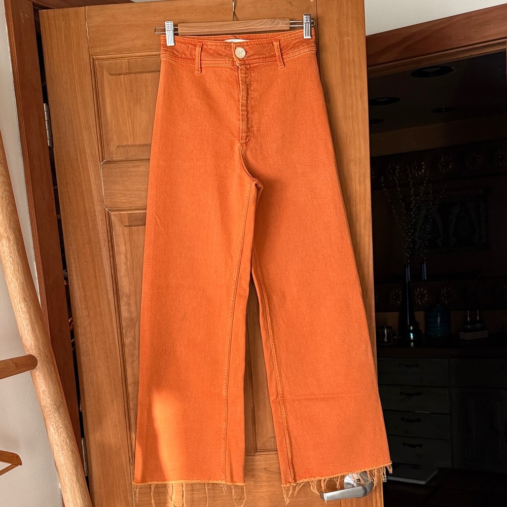 Zara marine straight jeans Rust Wide-Leg jeans.